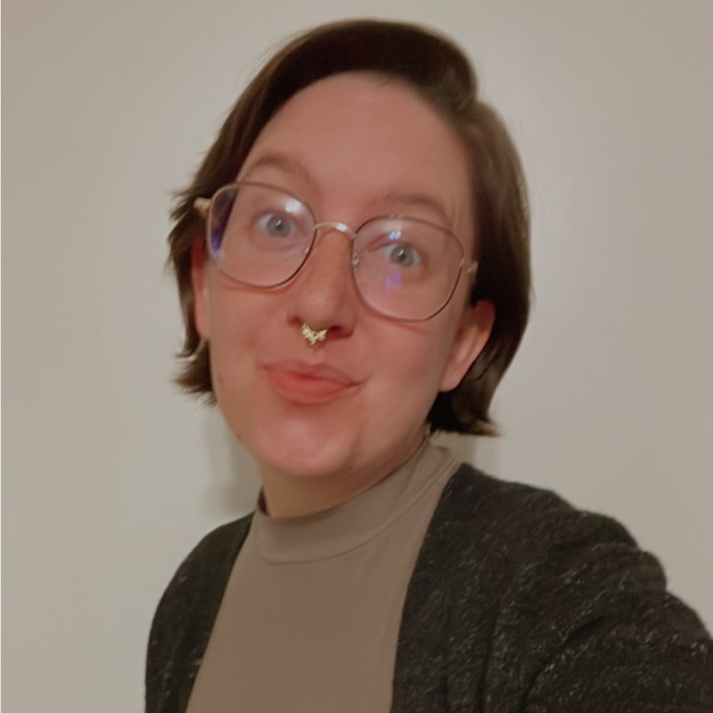Meet your Posher, Leah